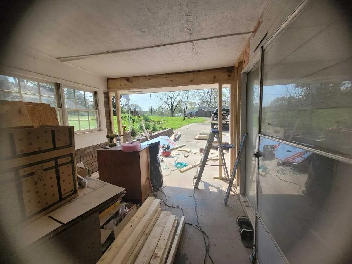 Air movers and dehumidifier for Drying & Dehumidification in Shawnee